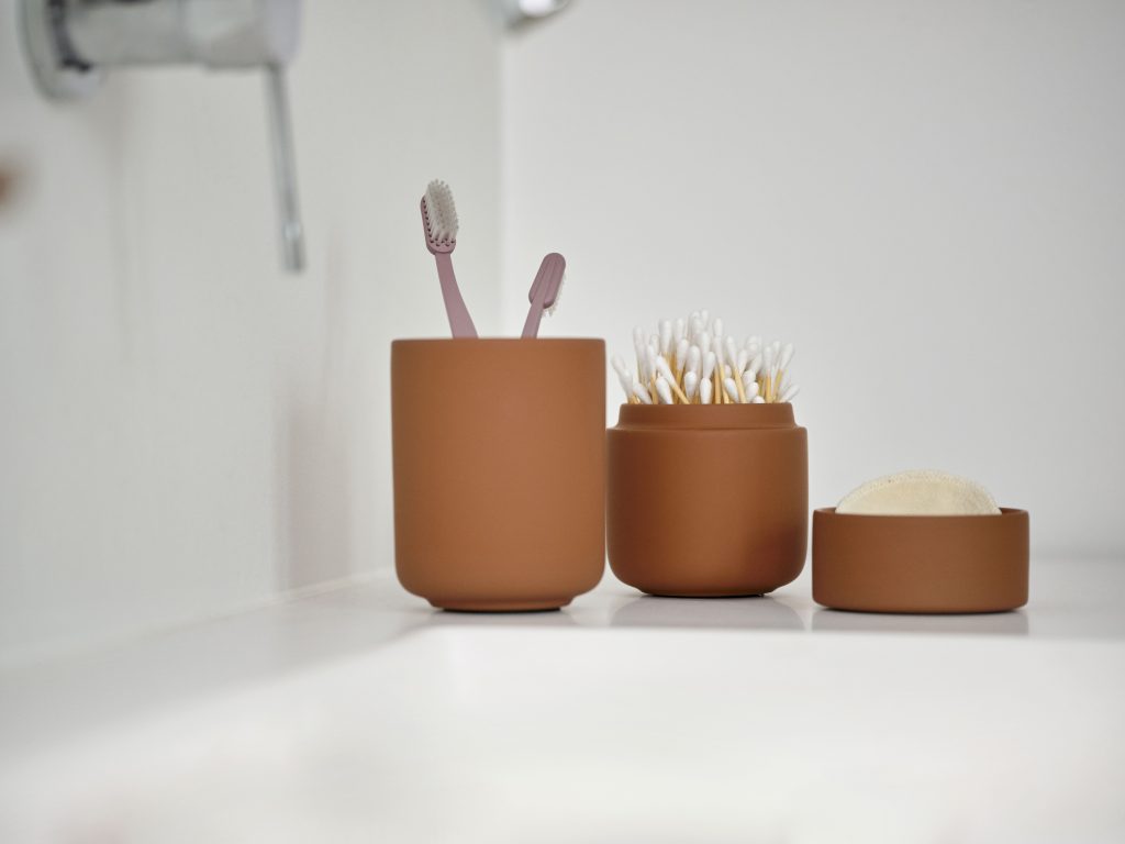 Dantų šepetėlių indelis Zone Ume Terracotta 