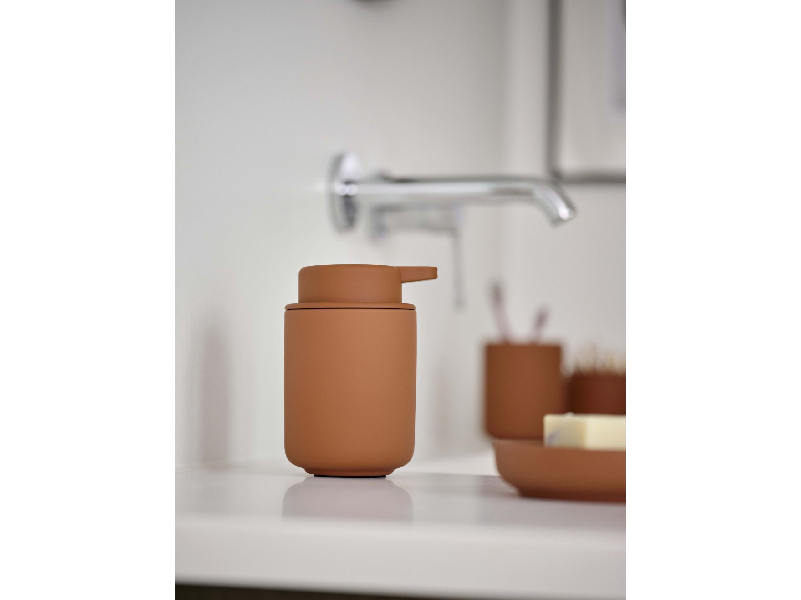 Muilo dozatorius Zone Ume Terracotta 