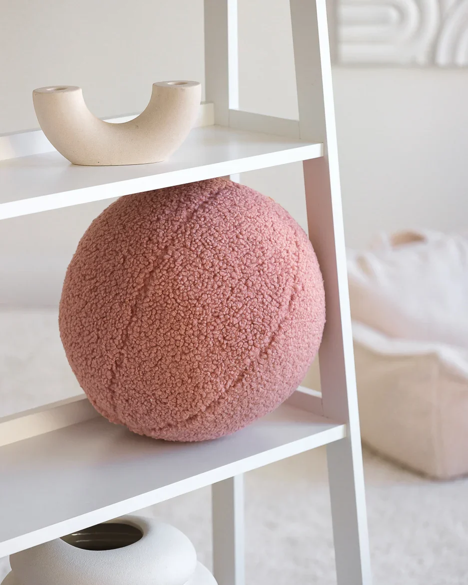 WIGIWAMA kamuolio formos pagalvė Guava Ball