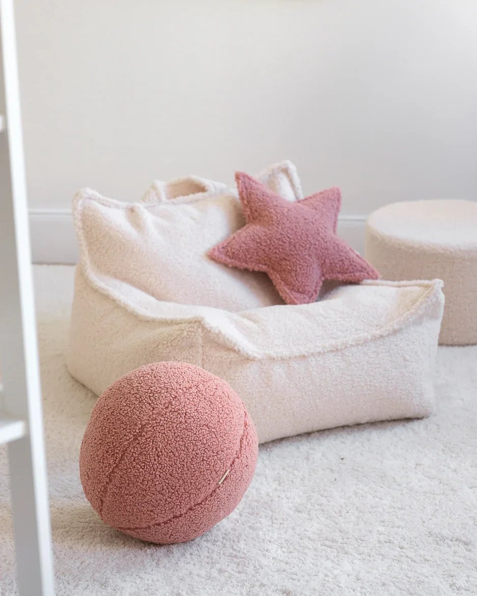 WIGIWAMA žvaigždės formos pagalvė Guava Pink Star