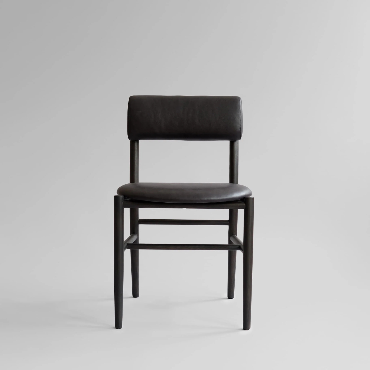 Valgomojo kėdė Nama Coffee Black Oak - Aniline Leather Black