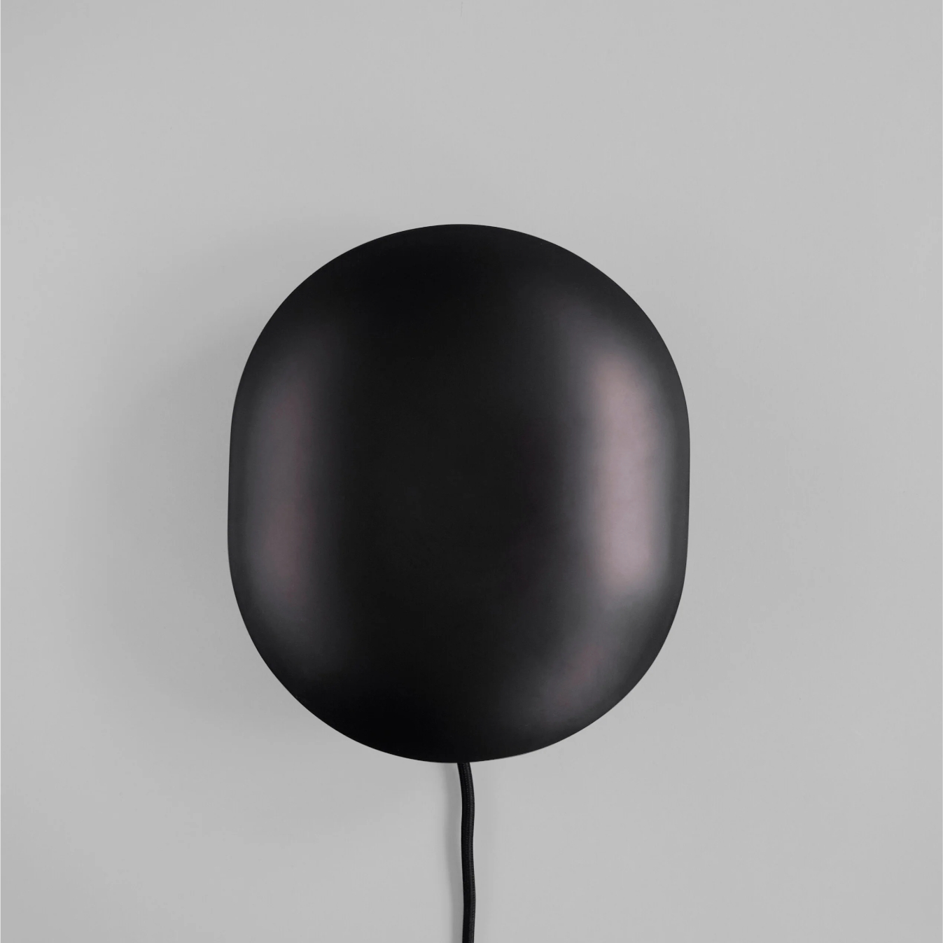 Sieninis šviestuvas Clam Black