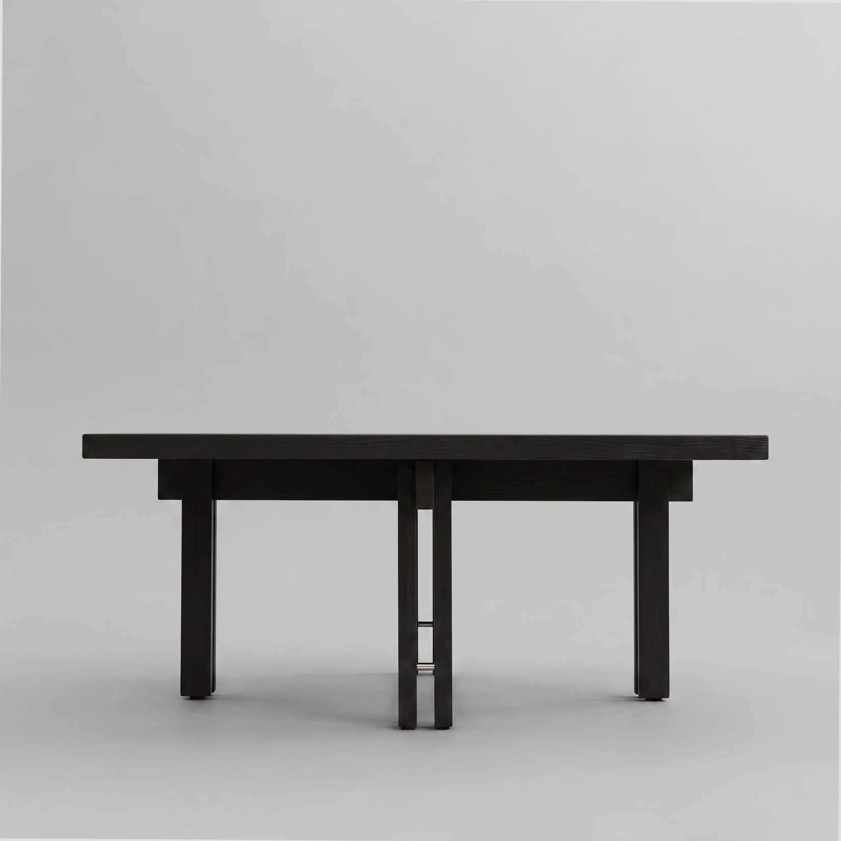 Kavos staliukas Plinth Coffee Black Oak