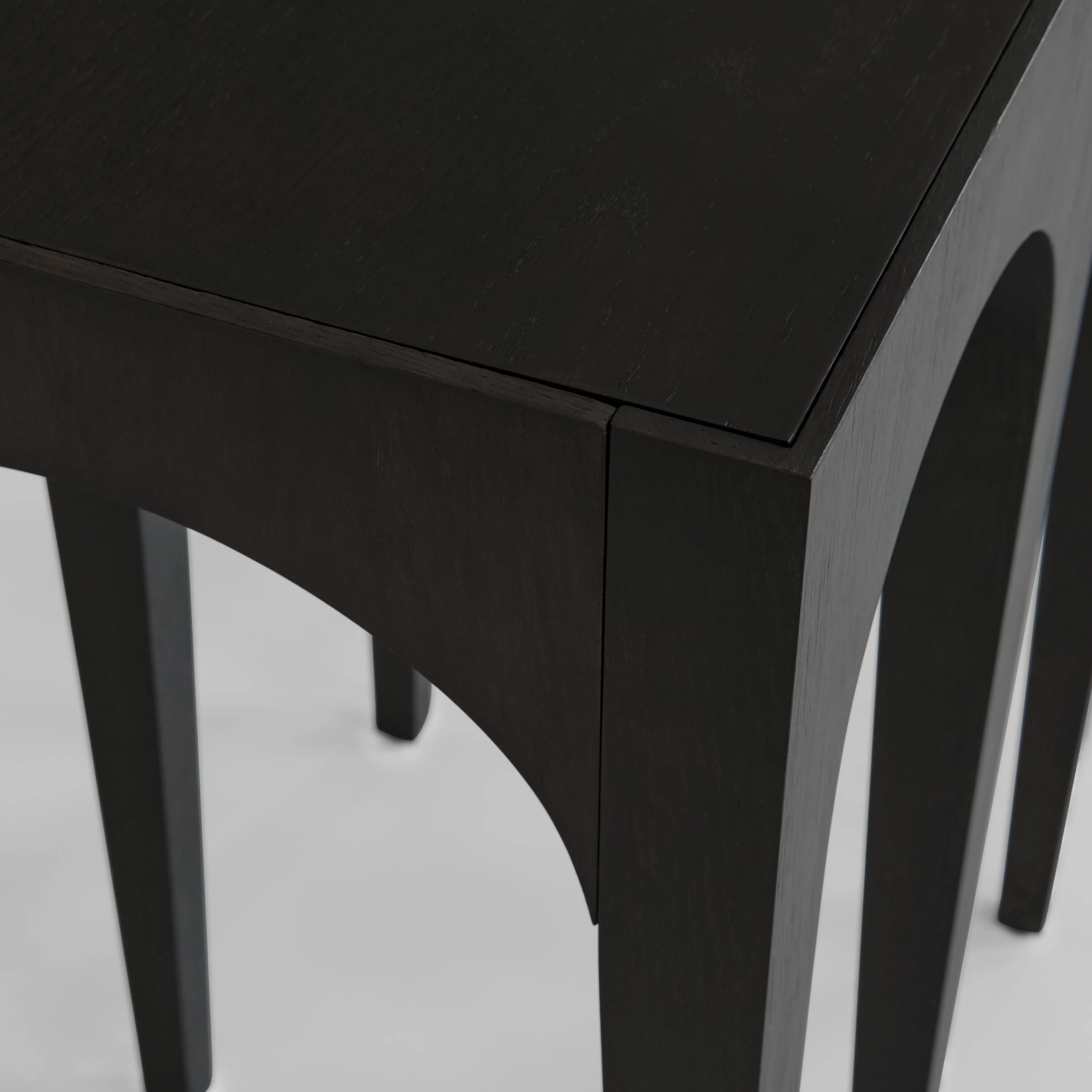 Konsolė Bow Big Coffee Black Oak