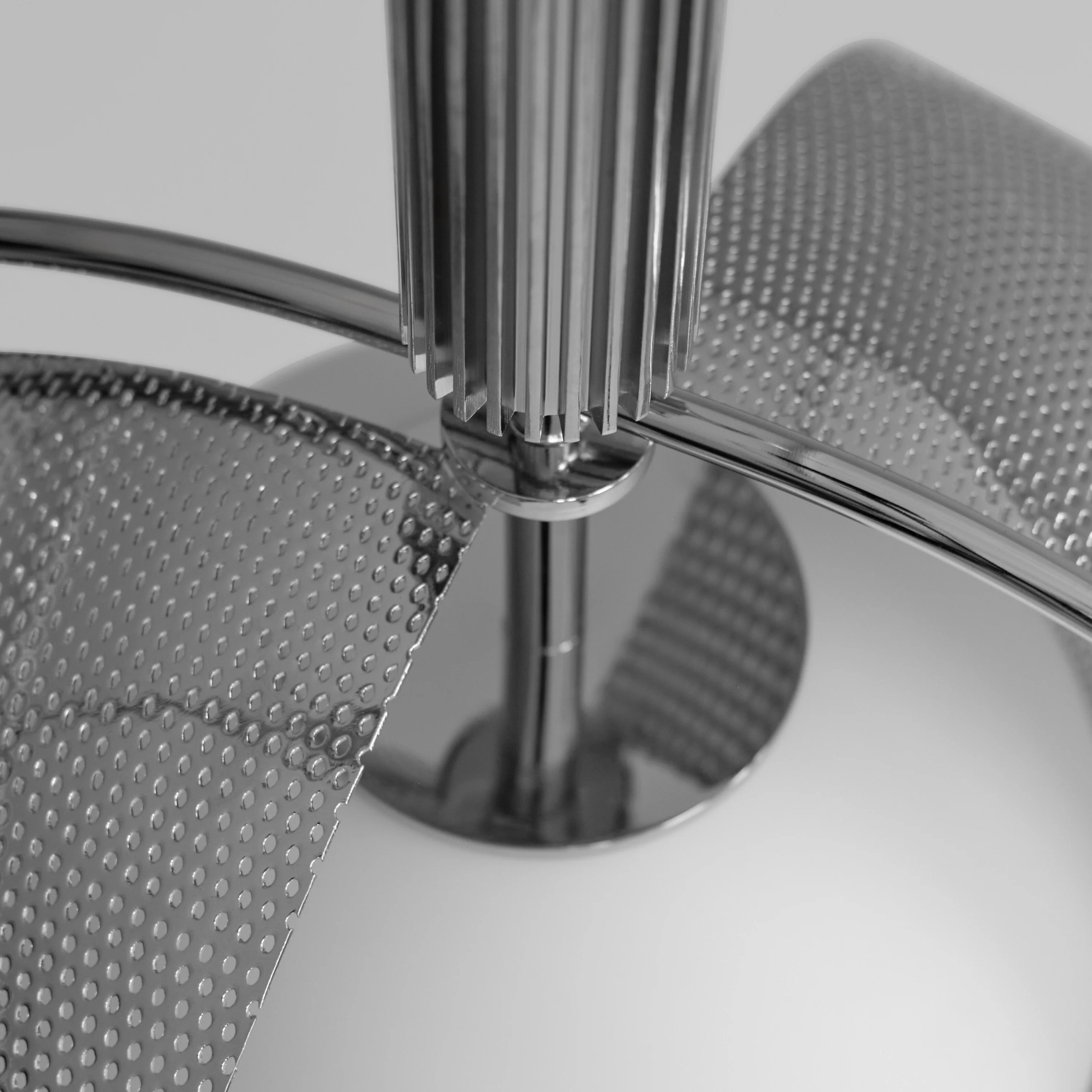 Pakabinamas šviestuvas Pearl Chrome