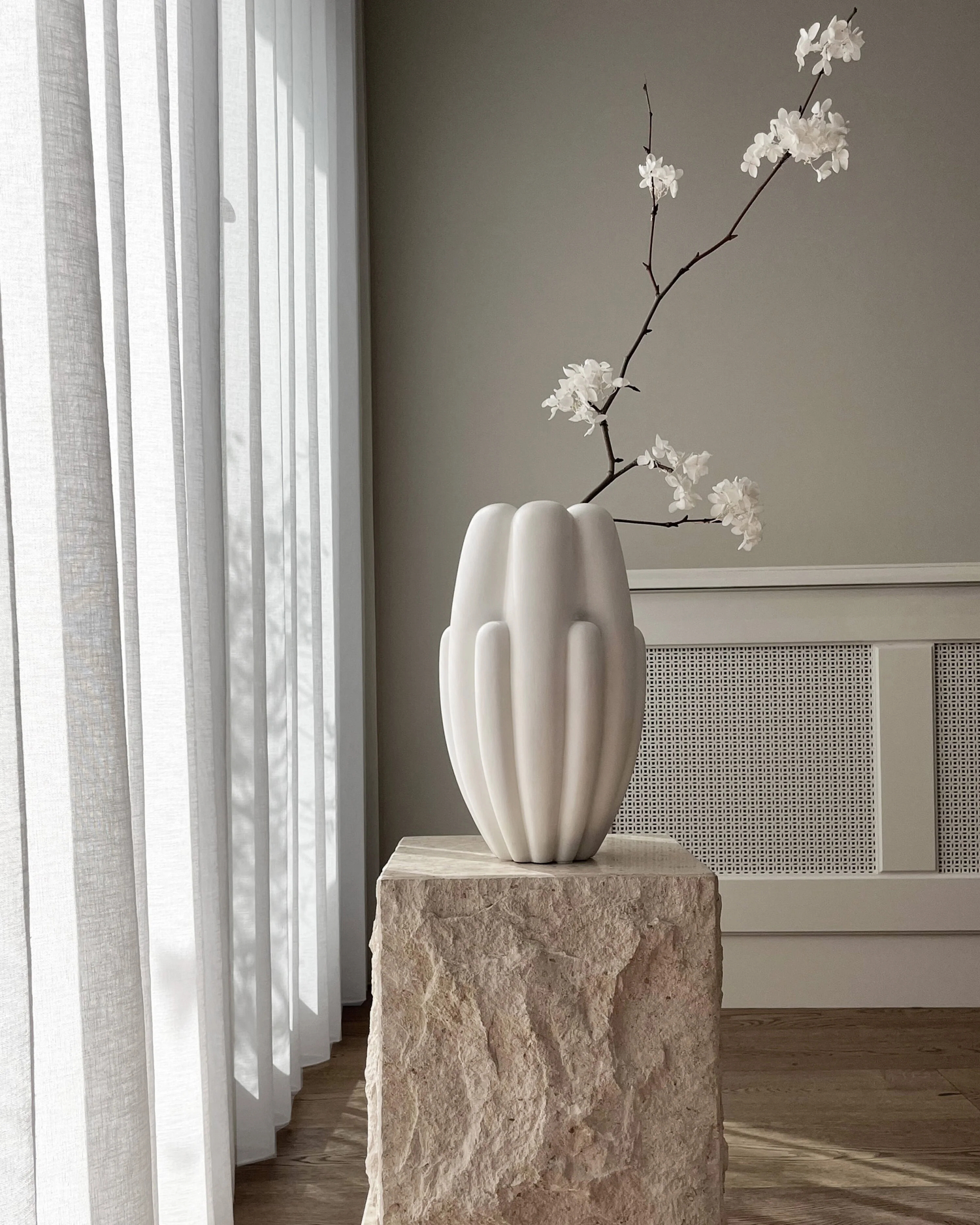 Vaza Bloom Slim Mini Bone White
