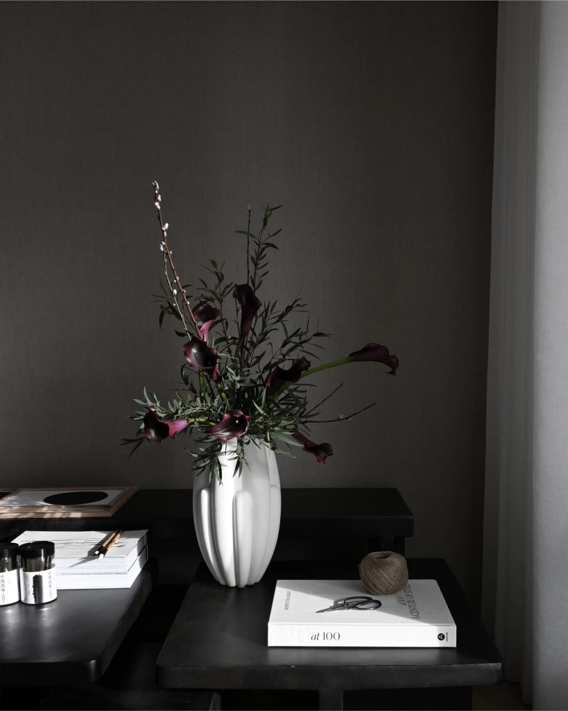 Vaza Bloom Slim Mini Bone White 