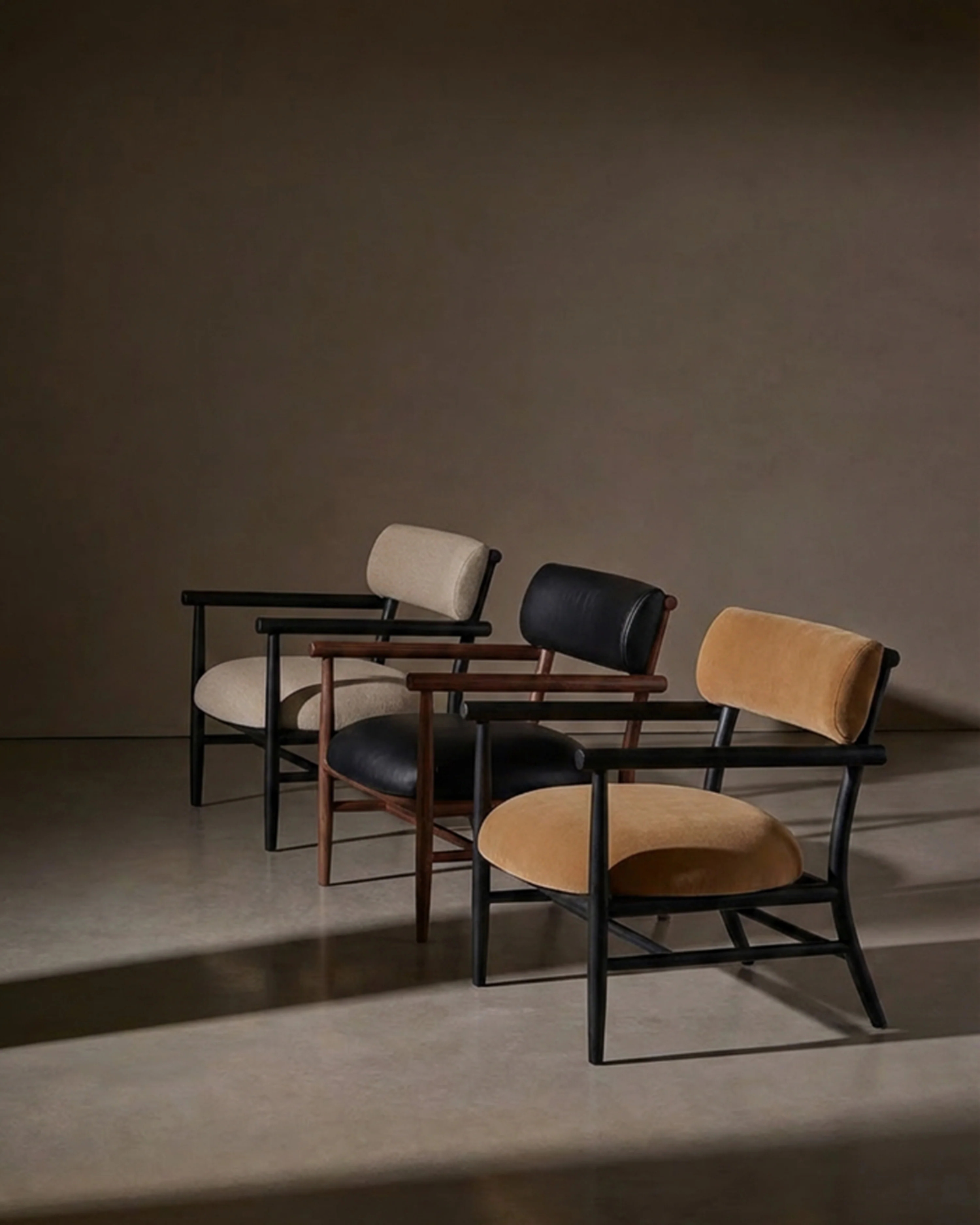 Fotelis Nama Classic Brown Oak